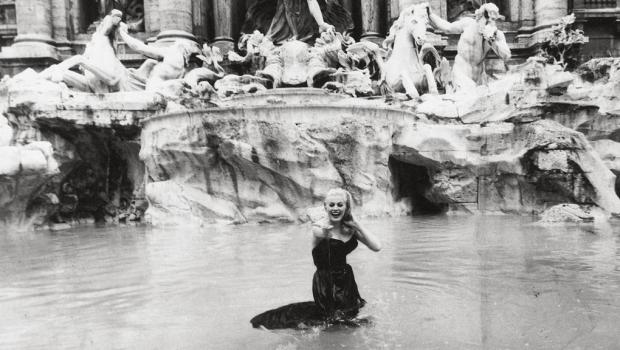 rome_anita_ekberg_la_dolce_vita-xlarge